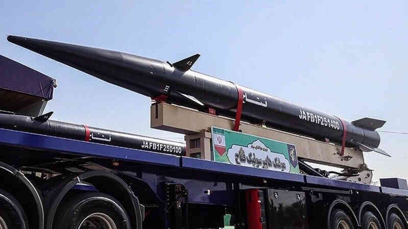 Iran trả đũa Israel bằng tên lửa ‘không thể đánh chặn’, Fattah-2 là tâm điểm chú ý