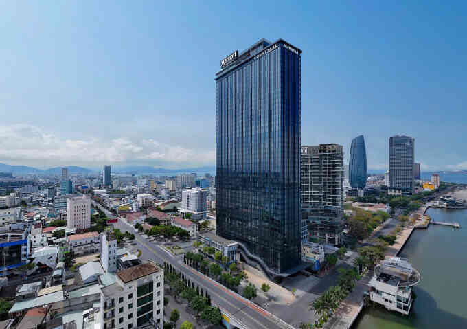 Đua mở mới khách sạn ven biển