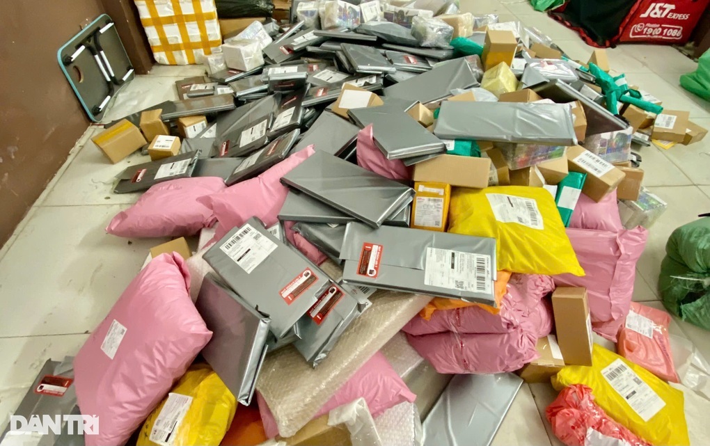 Bộ Công Thương muốn đánh thuế hàng nước ngoài giá rẻ bán qua Shopee, Lazada