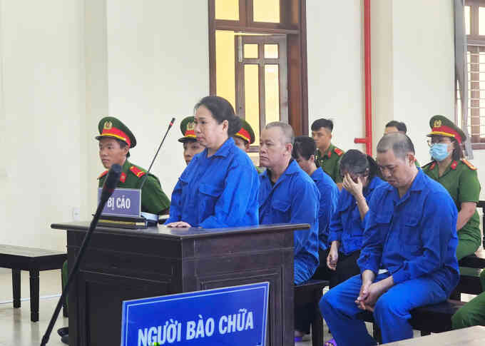 Chiêu đánh tráo sổ đỏ của người khác