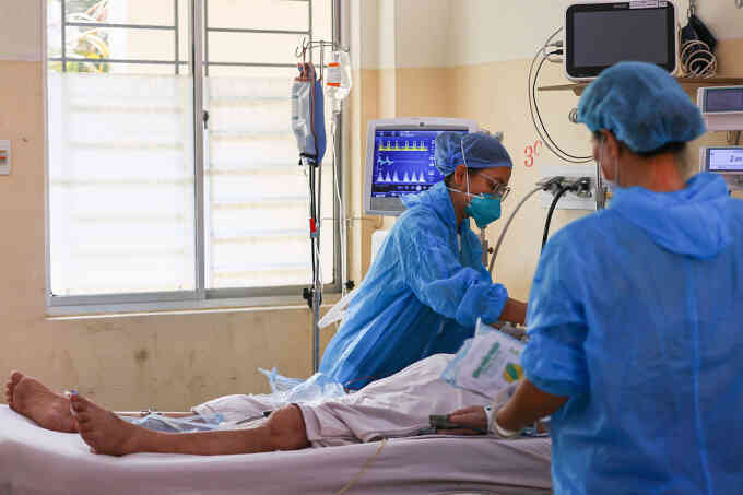 Ca Covid-19 tại TP HCM giảm nhanh