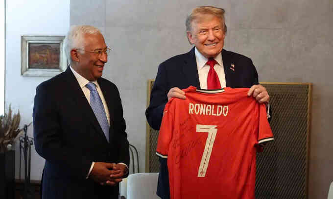 Ronaldo gửi thông điệp hòa bình đến Tổng thống Trump