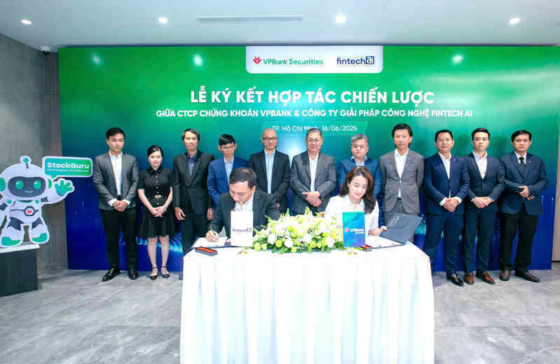 VPBankS và Fintech AI ‘bắt tay’ phát triển StockGuru - trợ lý AI về chứng khoán