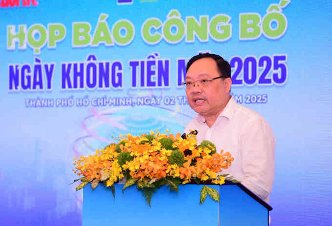 Ngành ngân hàng phát hiện 350.000 tài khoản `đen`
