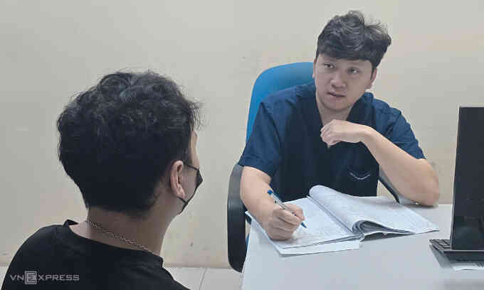 Vấn nạn thuốc gia truyền giả