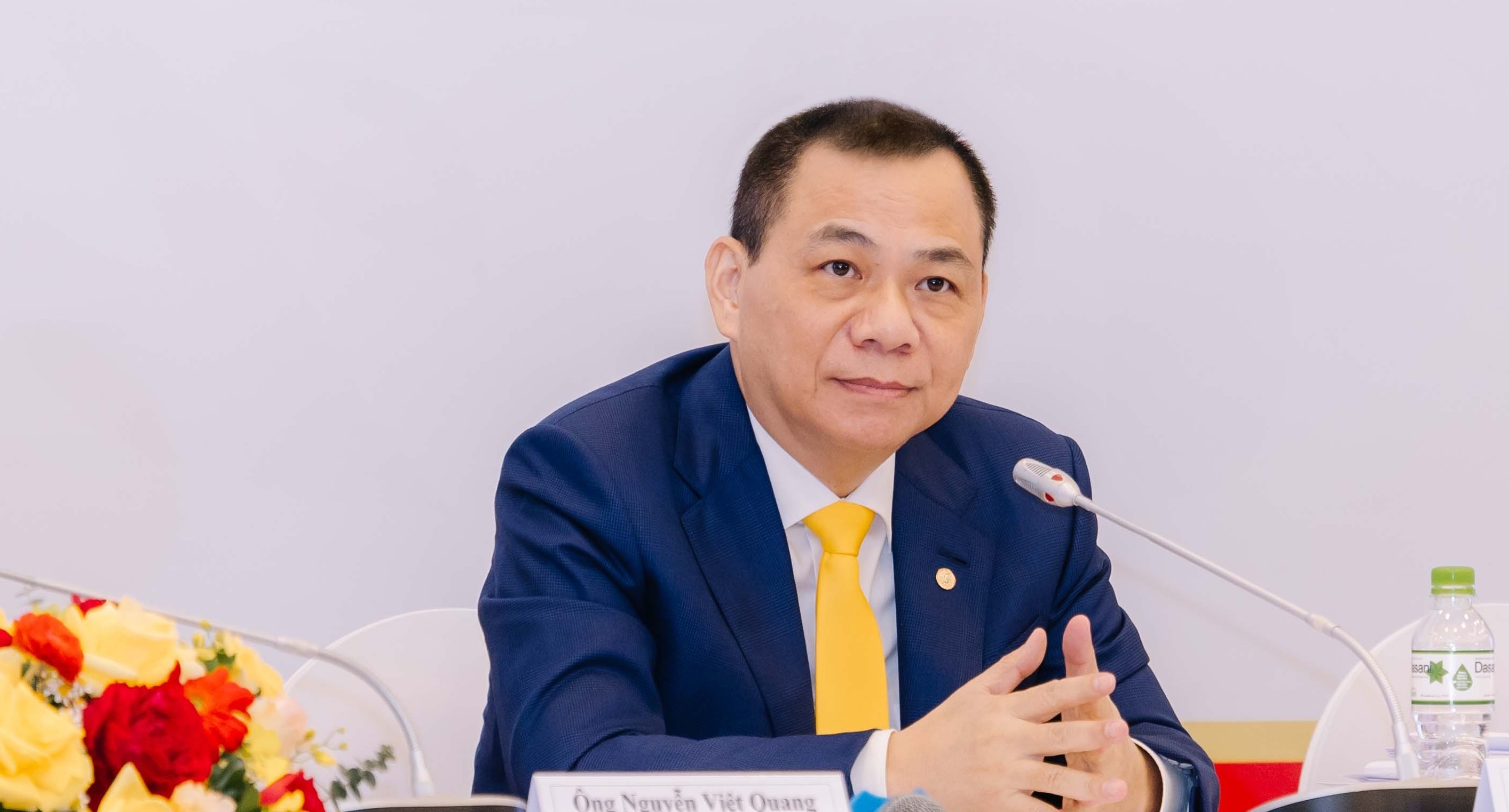 Ông Phạm Nhật Vượng muốn góp vốn thêm 87,6 triệu cổ phiếu VIC vào VinSpeed