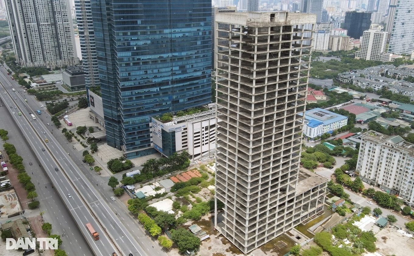 Bộ Xây dựng yêu cầu Vicem hồi sinh tòa tháp nghìn tỷ đồng trên đất vàng