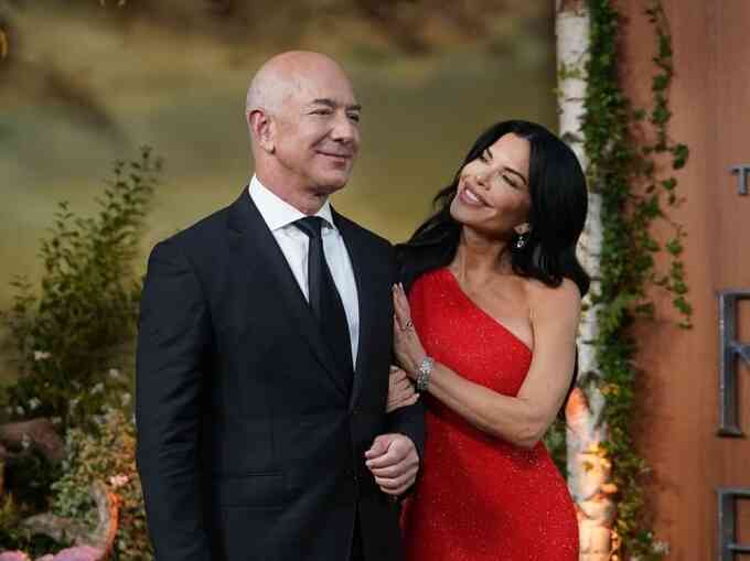 `Đám cưới thế kỷ` của tỷ phú Jeff Bezos