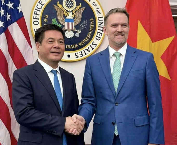 Đàm phán thuế quan tích cực, sàn 200 tỷ USD trên đỉnh 3 năm