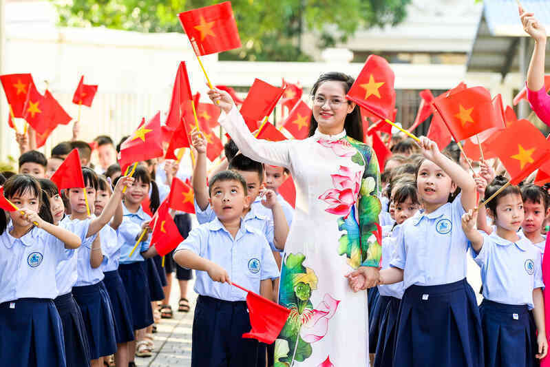 Đừng coi `xếp mức lương cao nhất` cho nhà giáo là một ân huệ
