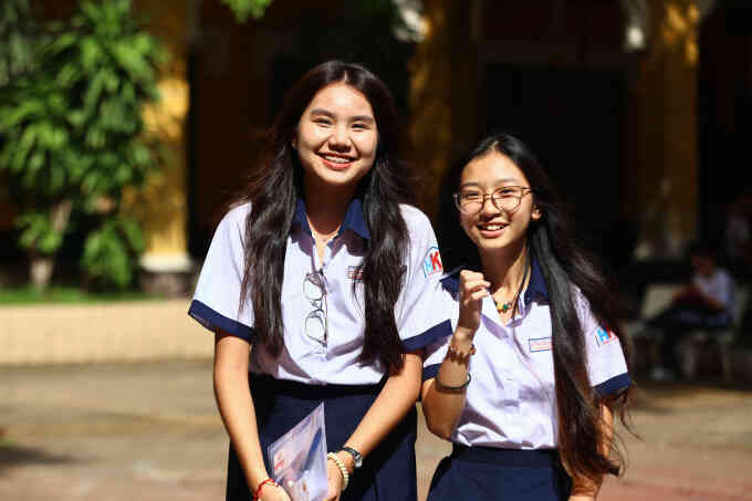 Hai nữ sinh là thủ khoa thi lớp 10 TP HCM