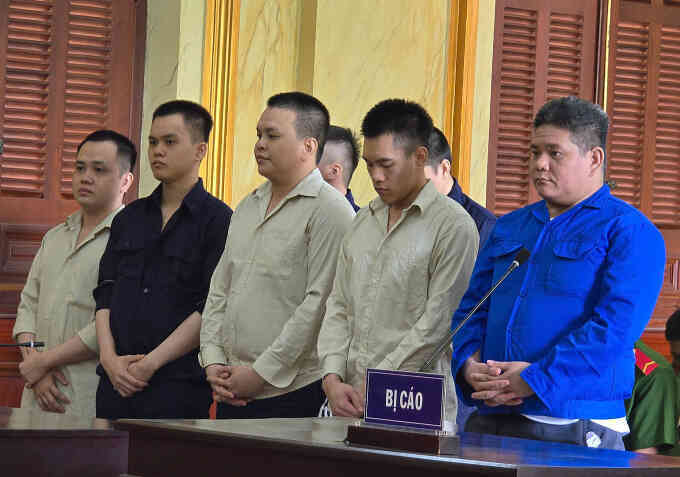 Kẻ đâm nhân viên quán karaoke lĩnh án tử hình