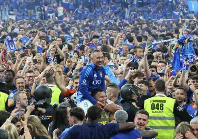 Real Oviedo và đường về La Liga sau 24 năm