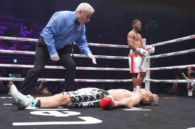 Võ sĩ Nhật Bản mất trí nhớ sau trận thua knock-out