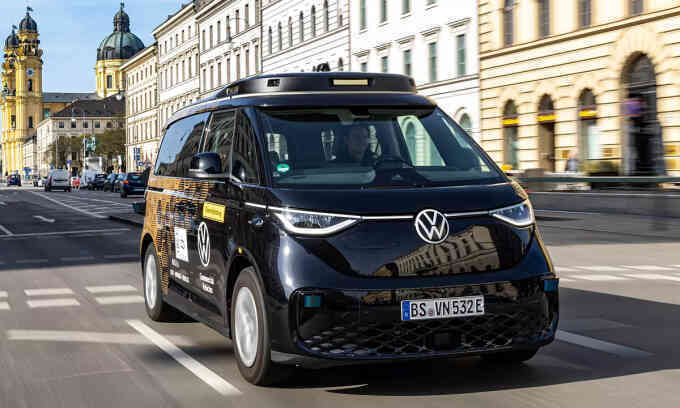 Volkswagen làm robotaxi đấu Tesla