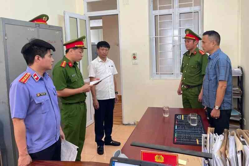 Khởi tố một giám đốc doanh nghiệp mua bán trái phép hóa đơn