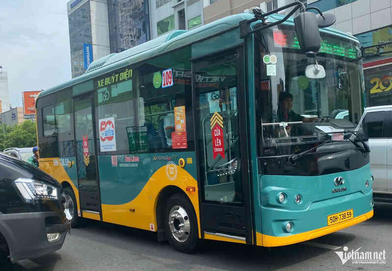 TPHCM khai thác thêm 37 tuyến buýt mới sử dụng năng lượng sạch