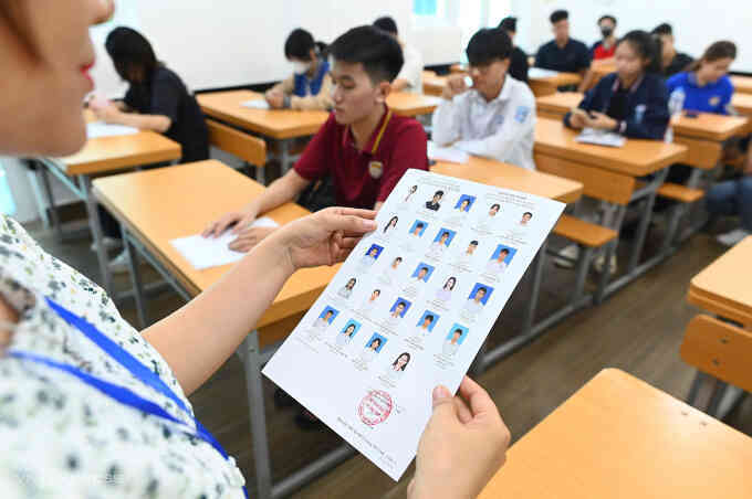 Gần 10.000 thí sinh bỏ làm thủ tục thi tốt nghiệp THPT