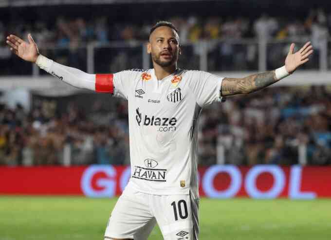 Neymar chấm dứt tin đồn tái hợp Messi, Suarez