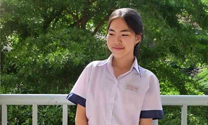 Hai nữ sinh đạt điểm Văn gần tuyệt đối ở TP HCM