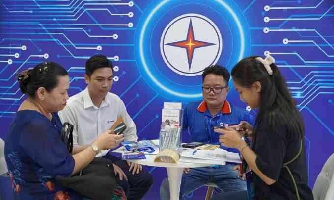 EVNHCMC cấp điện trên toàn địa bàn TP HCM sau sáp nhập