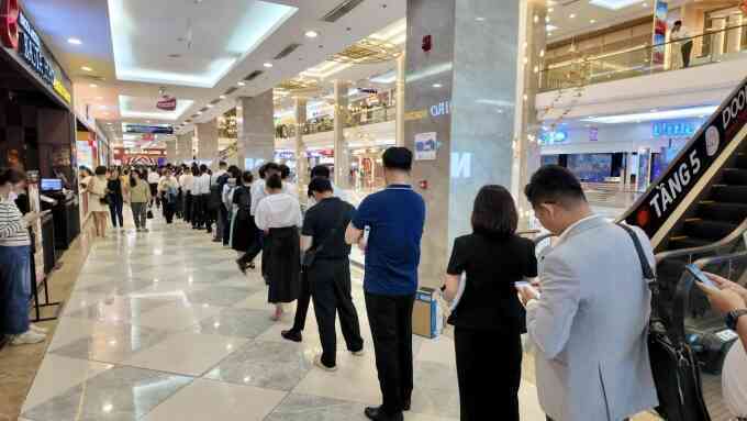 Hơn 2.000 căn Vinhomes Green City có chủ sau 24 giờ khớp căn