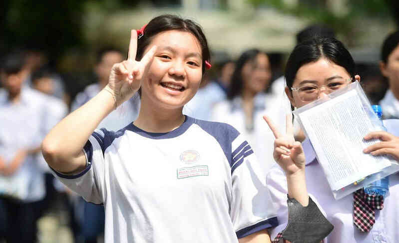 Hỏng xe dọc đường đi thi tốt nghiệp, thí sinh 