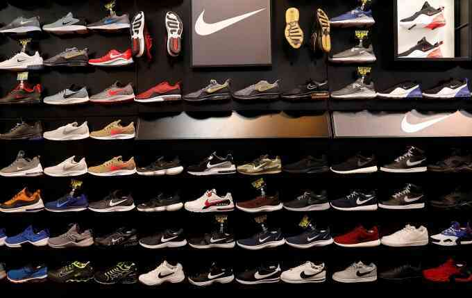Nike sẽ tốn thêm 1 tỷ USD vì thuế nhập khẩu