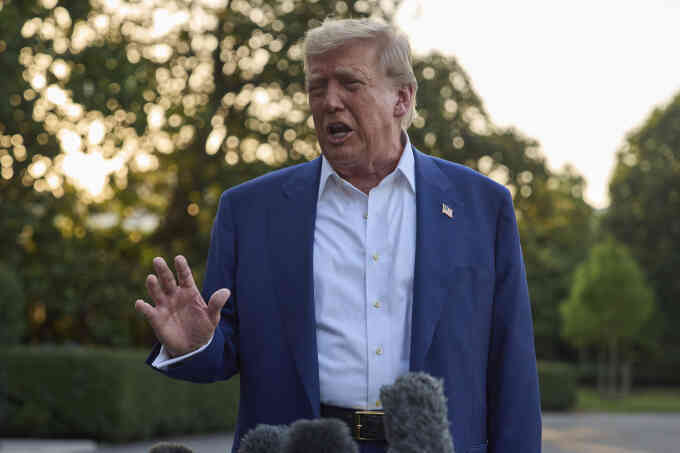 Ông Trump nói đã ký một thỏa thuận về thương mại với Trung Quốc