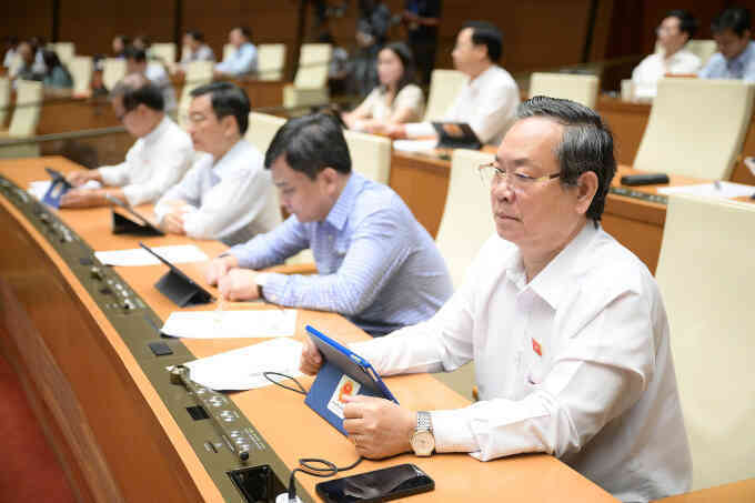 Ưu tiên đầu tư hạ tầng nghiên cứu khoa học công nghệ, khuyến khích nghiên cứu mạo hiểm