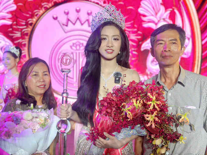Bố Hà Trúc Linh: 