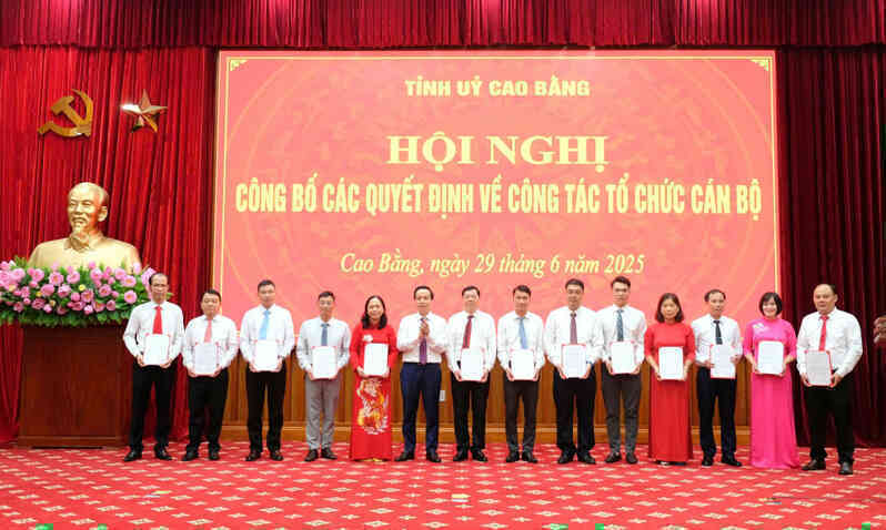 56 chủ tịch xã, phường nhận thư của Chủ tịch tỉnh với thông điệp 