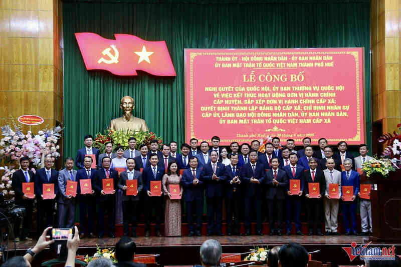 Danh sách 40 bí thư, chủ tịch phường, xã mới của TP Huế