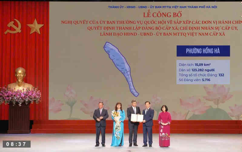 Danh sách chủ tịch, phó chủ tịch 126 xã, phường mới ở Hà Nội