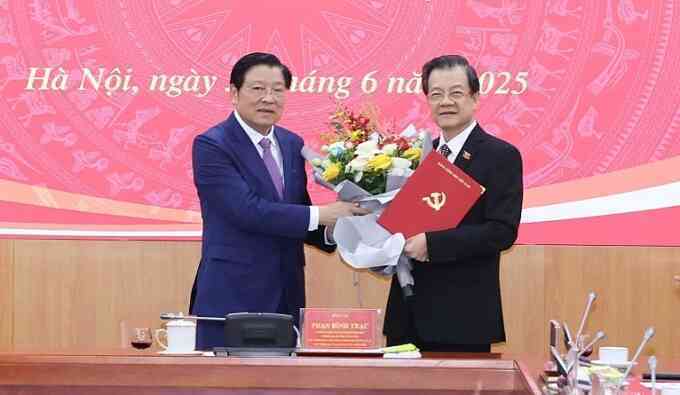 Nhiều lãnh đạo tỉnh thành cũ được điều động về trung ương