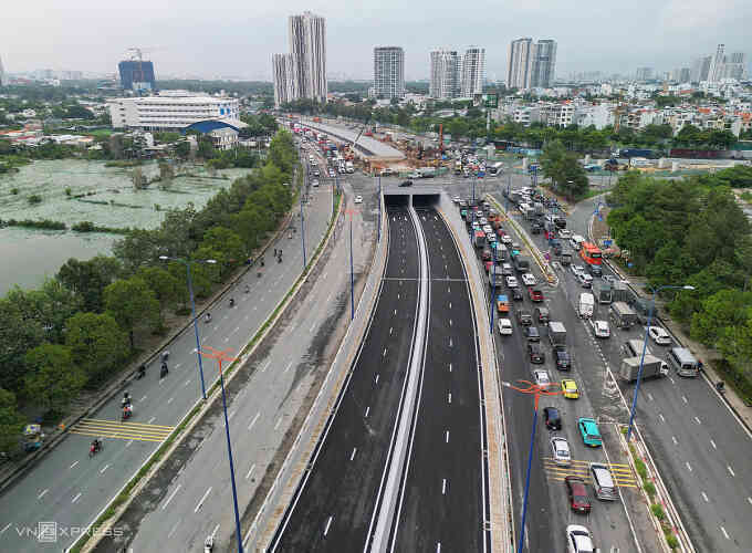 Thông xe hầm chui ở dự án nút giao lớn nhất TP HCM