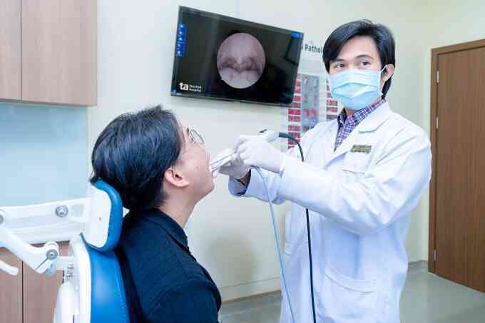 Có cần phẫu thuật lấy sỏi tuyến nước bọt?