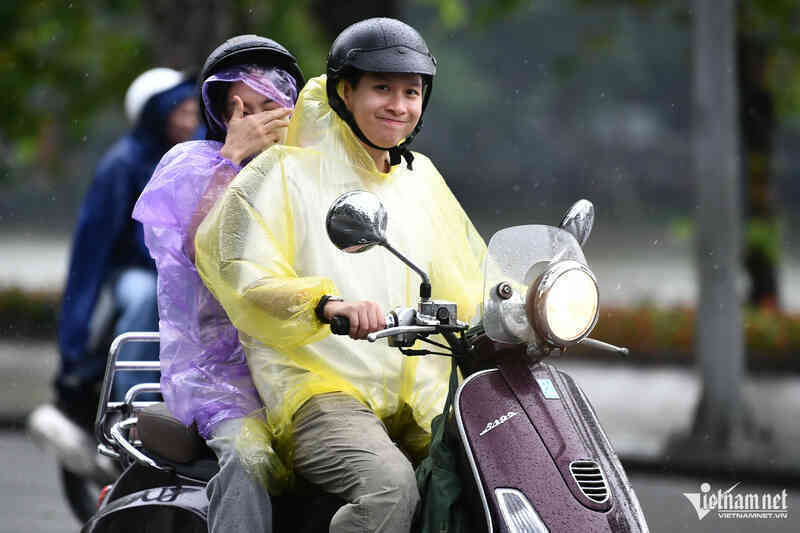 Dự báo thời tiết ngày mai 5/6/2025: Miền Bắc còn mưa rào trước khi lại nắng gắt