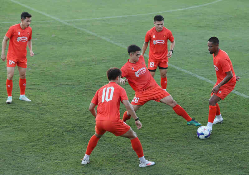 Hai Long ghi bàn, tuyển Việt Nam thắng đàn em U22