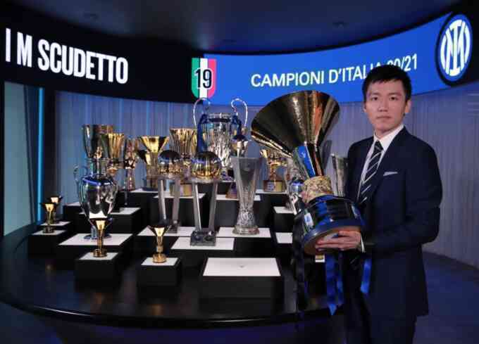 Hé lộ bê bối tài chính của Inter