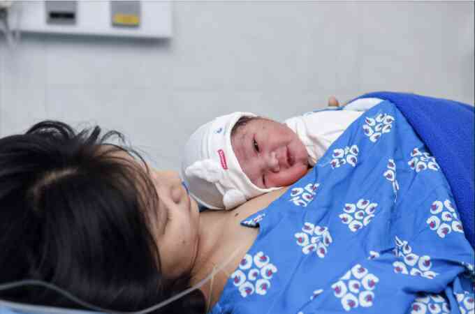 Lý do phụ nữ sau sinh khó giảm cân, dễ béo phì