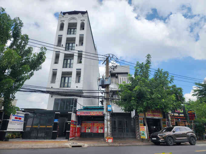 Trần ai xin giấy phép xây dựng