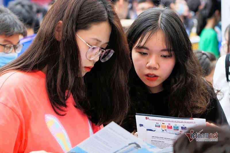 Bộ GD-ĐT yêu cầu rà soát việc các trường đại học đột ngột bỏ xét tuyển khối C