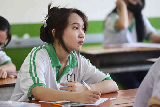 Bộ Giáo dục: Tất cả đại học phải rà soát tổ hợp xét tuyển