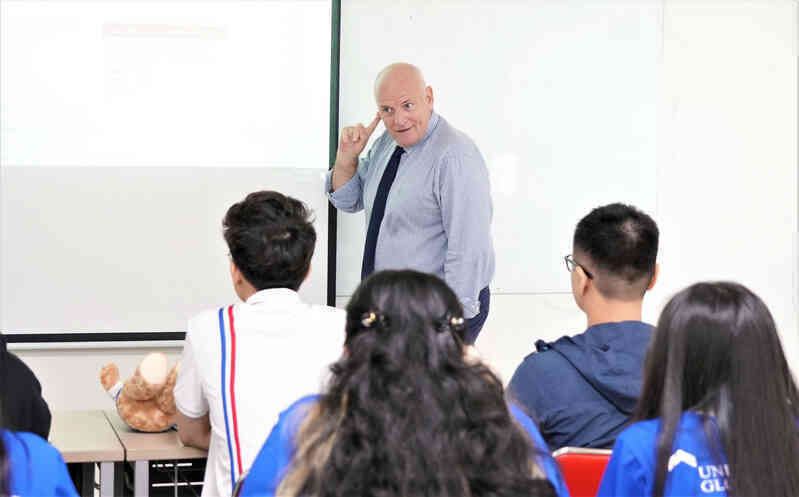Chương trình Gloucestershire Vietnam ‘ghi điểm’ với đội ngũ giảng viên quốc tế