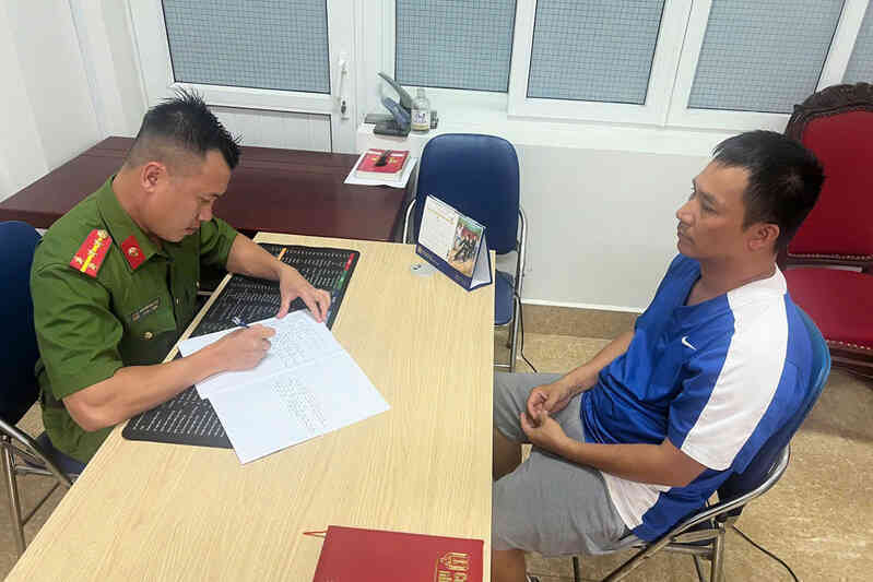 Đang làm nhiệm vụ, nữ công nhân đường sắt bị ô tô tông tử vong tại chỗ