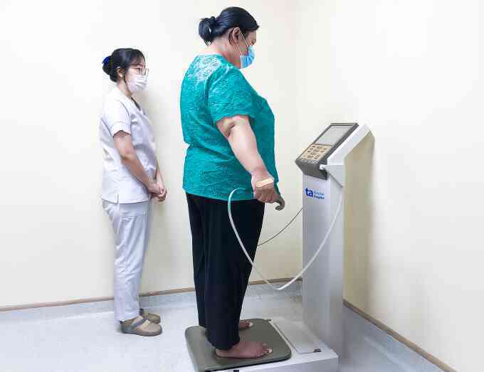 Tăng hơn 50 kg sau sinh, mẹ hai con quyết giảm cân