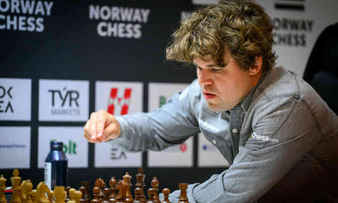 Carlsen vô địch siêu giải Na Uy lần thứ bảy