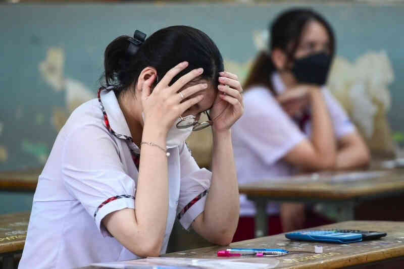 ĐH Khoa học xã hội và Nhân văn xét lại tổ hợp C00 cho 17 ngành sau lùm xùm