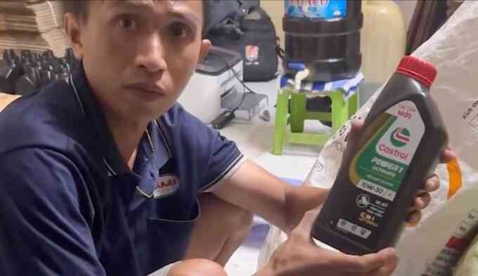 Đường dây làm giả nhớt Castrol, Motul, Honda, Yamaha bị triệt phá
